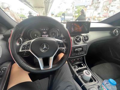 Bán xe Mercedes Benz GLA250 cuối 2015