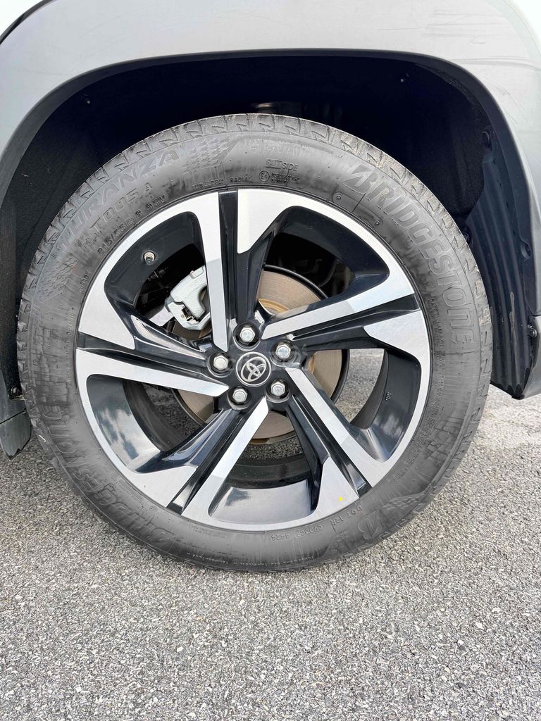 Toyota yaris cross 1.5D CVT 2024  9000km. Mua bán Ô tô tại Huyện Sóc Sơn Hà Nội được đăng bởi 💕💕💕💕💕💕💕 hình 10