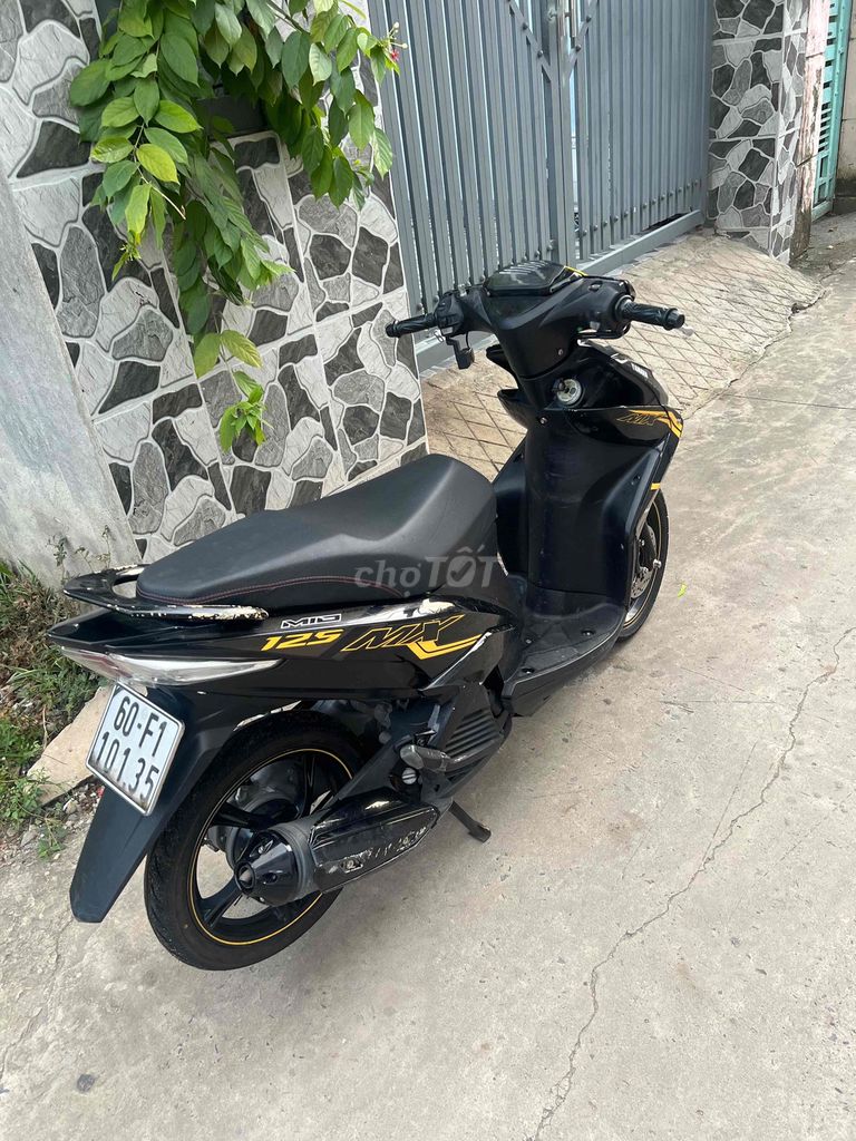 Yamaha Luvias Fi Đen vàng. Mua bán Xe máy tại Thành phố Biên Hòa Đồng Nai được đăng bởi Minh hình 3