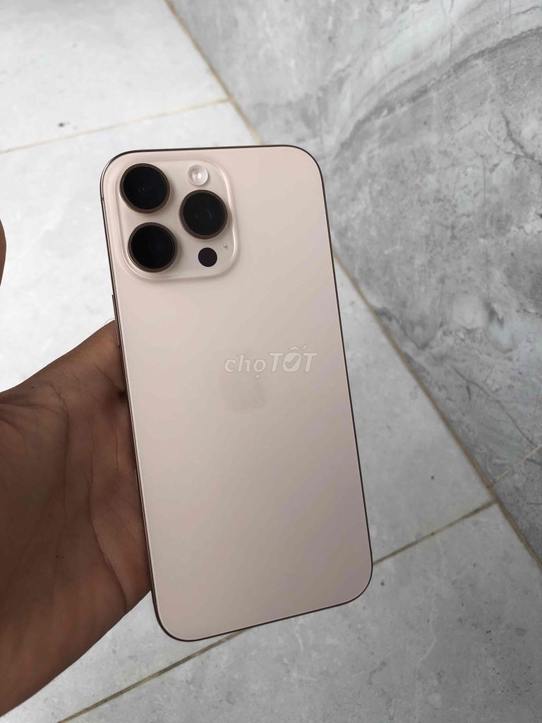 iPhone 16 Pro Max Sa mạc 256g. Mua bán Điện thoại tại Huyện Hòa Vang Đà Nẵng được đăng bởi Minh Đức hình 1