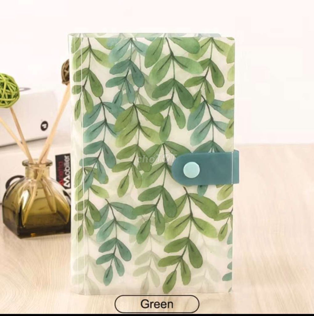 Sổ đựng danh thiếp 240 ngăn Xanh lá. Mua bán Đồ dùng văn phòng tại Thành phố Vĩnh Long Vĩnh Long được đăng bởi ST STORE chuyên sỉ hình 1