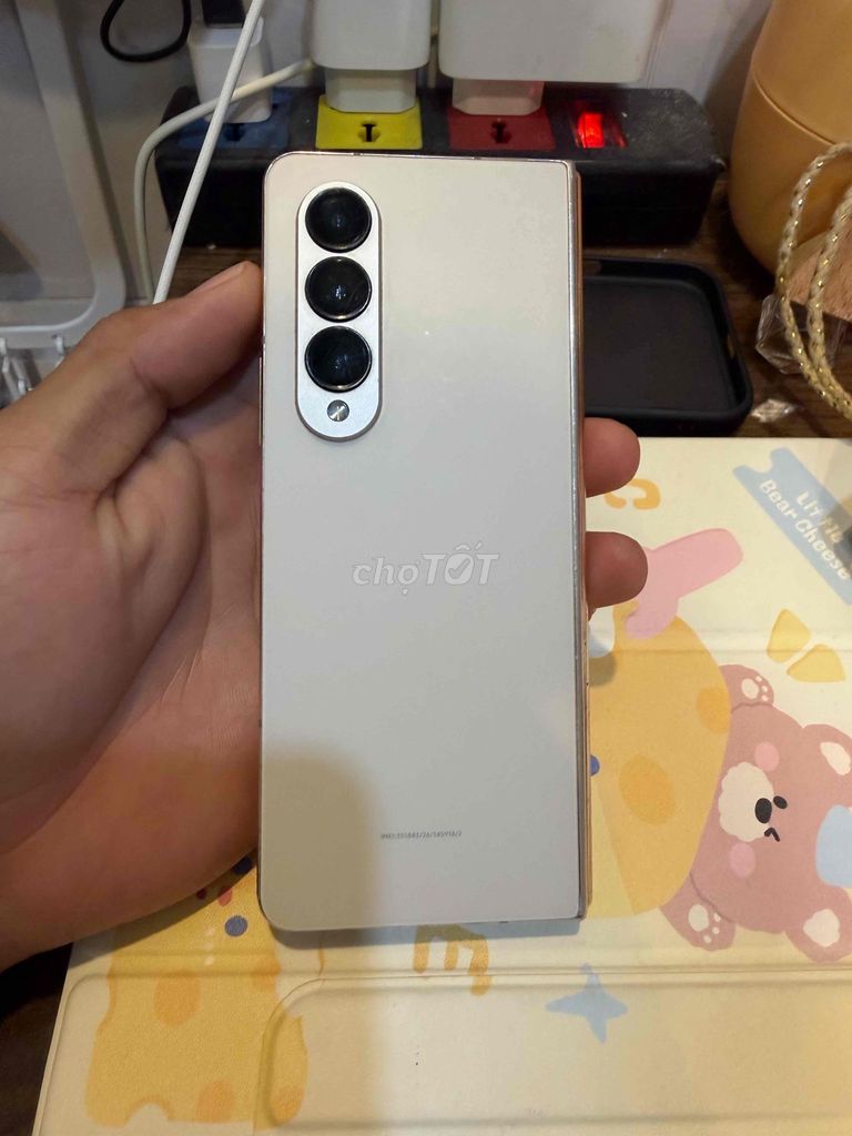 Samsung Z Fold 4 Vàng đồng. Mua bán Điện thoại tại Quận Bình Tân Tp Hồ Chí Minh được đăng bởi Trung hình 1