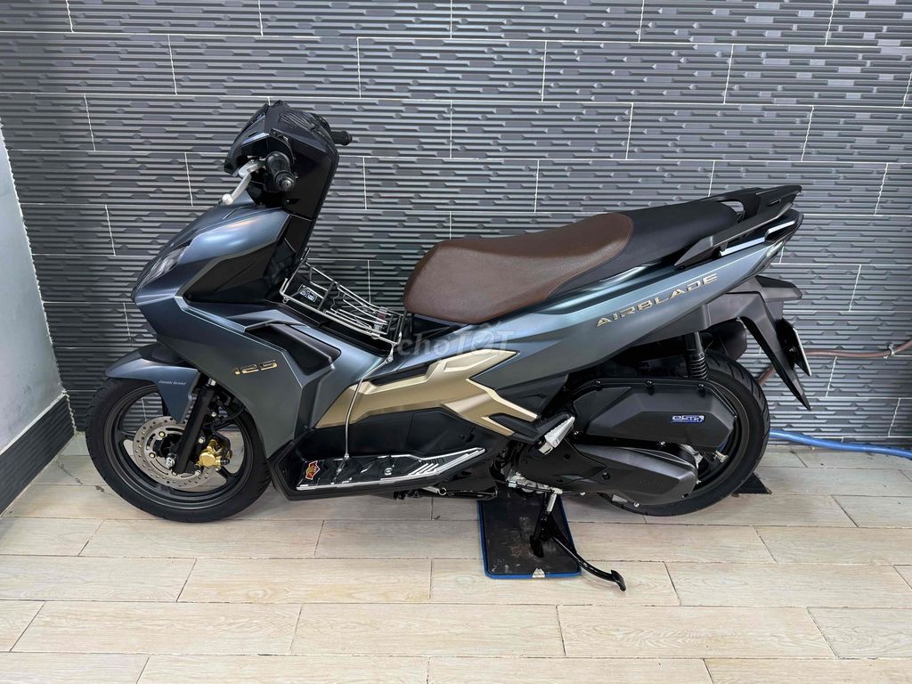 Honda Air Blade 125 2024 Xanh Nhám Sporty Bstp. Mua bán Xe máy tại Quận Bình Thạnh Tp Hồ Chí Minh được đăng bởi kelwin hình 4