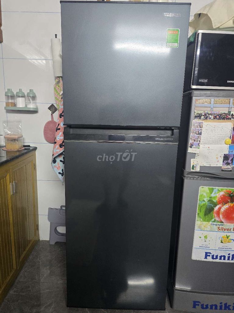 Tủ lạnh Toshiba 233 lít Xám. Mua bán Tủ lạnh tại Quận Kiến An Hải Phòng được đăng bởi Khải hình 1