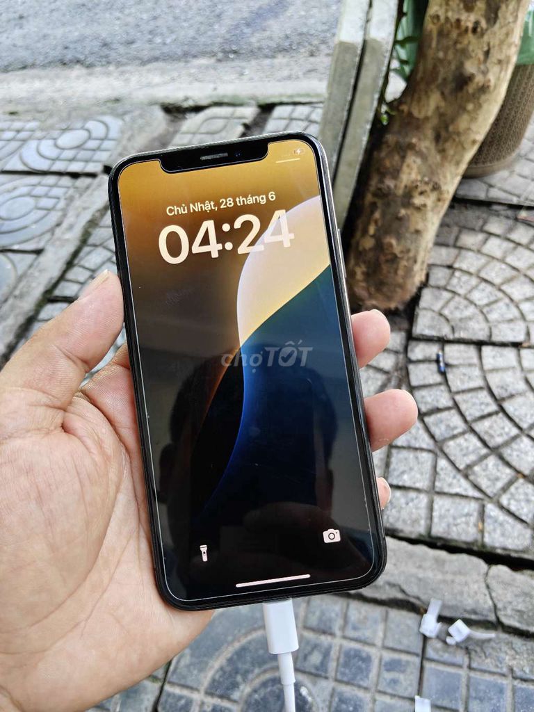 Apple iPhone XS 64GB Đen Like New. Mua bán Điện thoại tại Quận Liên Chiểu Đà Nẵng được đăng bởi Công Lực hình 1