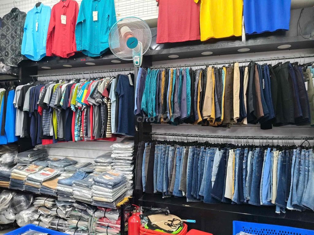 Cần 1 nữ bán shop quần áo tại gò vấp