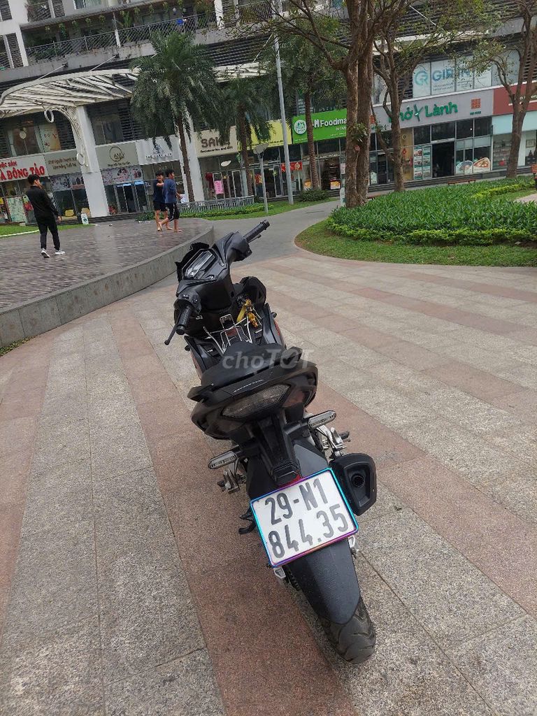 Tôi chính chủ cần bán winner X mầu đen chính chủ
