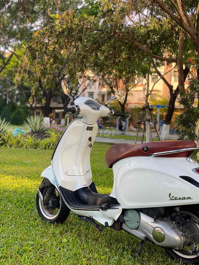 Скутер Piaggio Vespa Primavera 2015 белый
