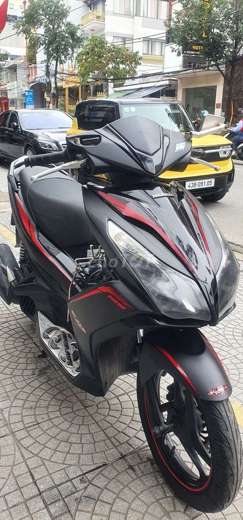 , 🍎Bán Air Blade đen mù 2015 rin keng,  Bs 43,. Mua bán Xe máy tại Quận Hải Châu Đà Nẵng được đăng bởi Manh hình 1