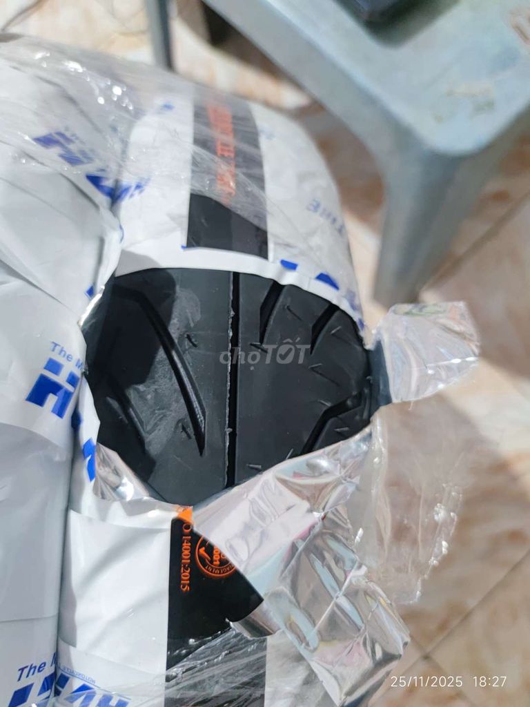 Lốp xe máy HVR SH 10***-16 Mới. Mua bán Phụ tùng xe tại Thị xã Bình Minh Vĩnh Long được đăng bởi Nguyễn Bi hình 4
