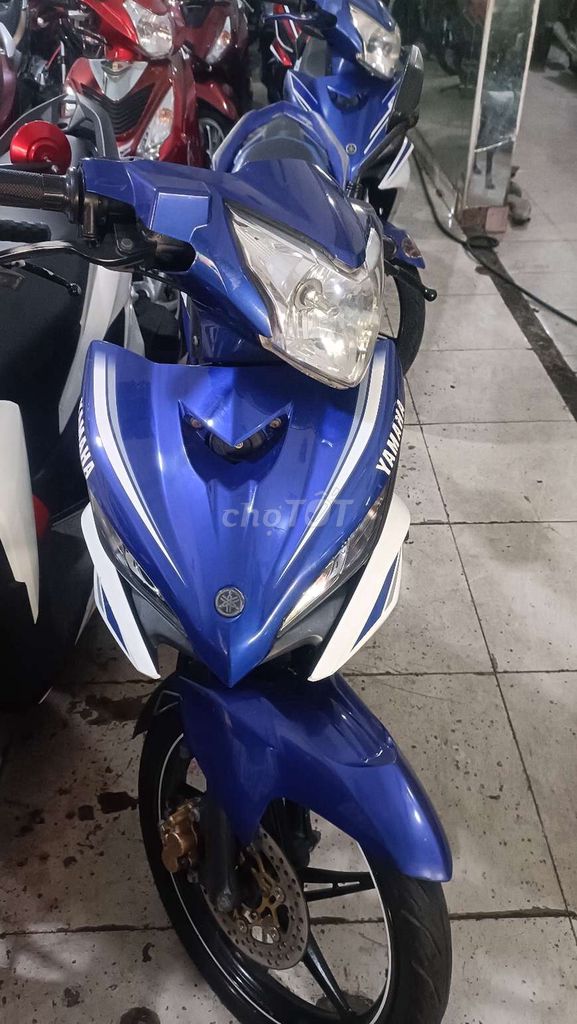 Yamaha Exciter 135 2014 Xanh trắng. Mua bán Xe máy tại Quận Bình Tân Tp Hồ Chí Minh được đăng bởi cửa hàng xe máy cũ Tiến phát chuyên bán góp trả trước 0 đồng hình 3