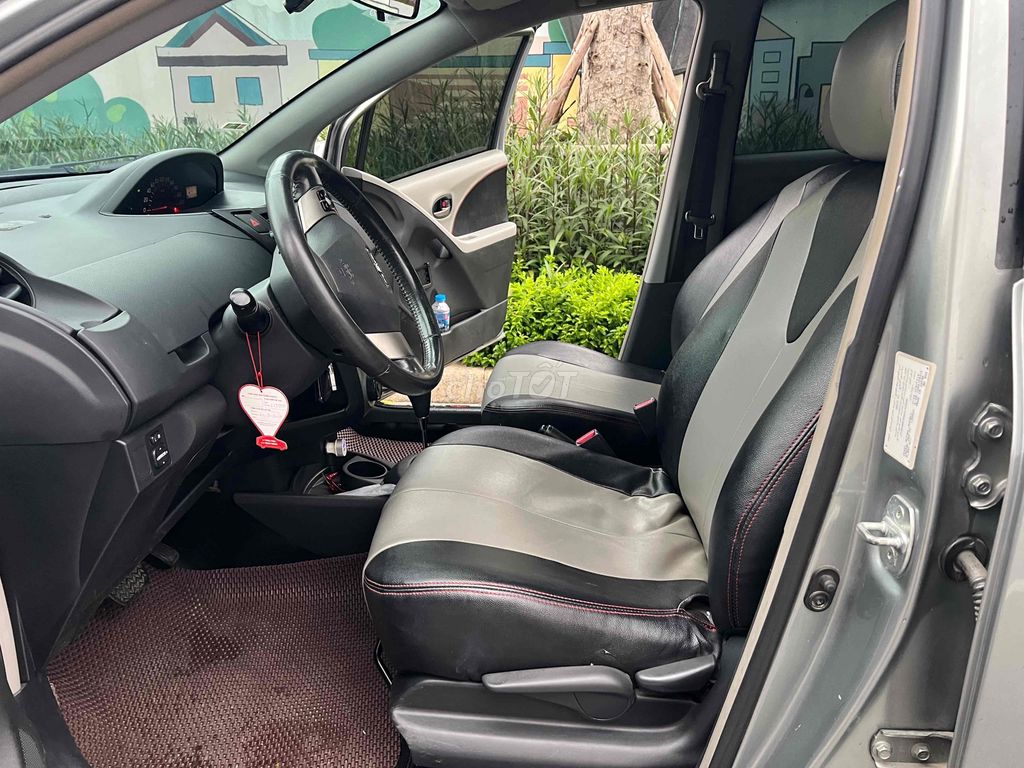 Toyota Yaris 2010 1.3 At. Mua bán Ô tô tại Quận Cầu Giấy Hà Nội được đăng bởi Cửa hàng Đại Tín Auto hình 4