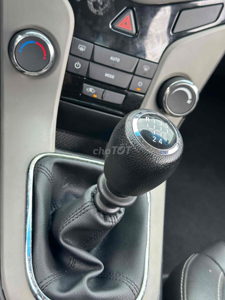 Chevrolet Cruze 2017 LT - 25000 km Trắng Siêu Mới. Mua bán Ô tô tại Quận Cầu Giấy Hà Nội được đăng bởi Vũ Kiên hình 10