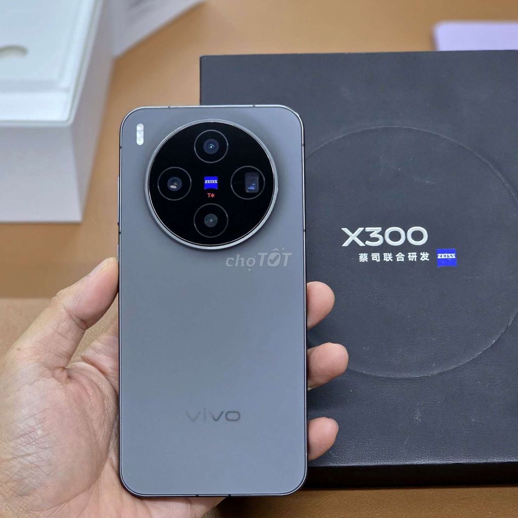 Vivo X300 5G 512GB Cấn Viền, Full Phụ Kiện. Mua bán Điện thoại tại Quận Thanh Khê Đà Nẵng được đăng bởi Tú MB hình 1