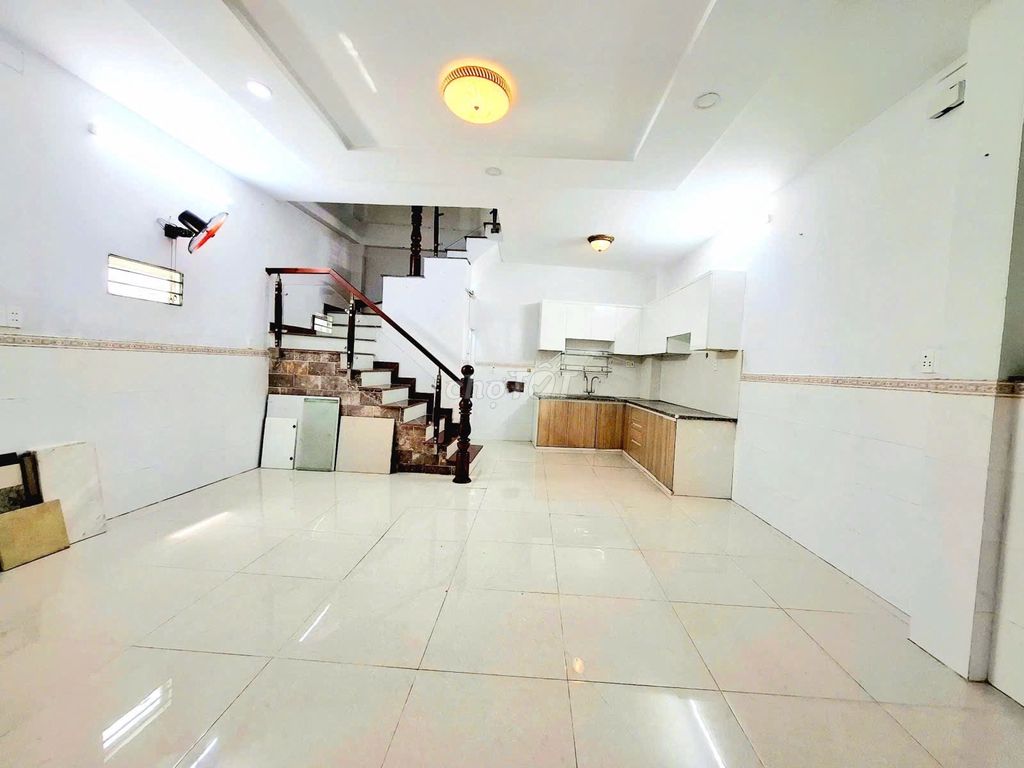 TÔI CHỦ NHÀ BÁN GẤP 42/11 Đồng Xoài, P13 Tân Bình đi định cư Mỹ. Mua bán nhà ở tại Quận Tân Bình Tp Hồ Chí Minh được đăng bởi Nguyễn Thị Anh Phụng hình 1