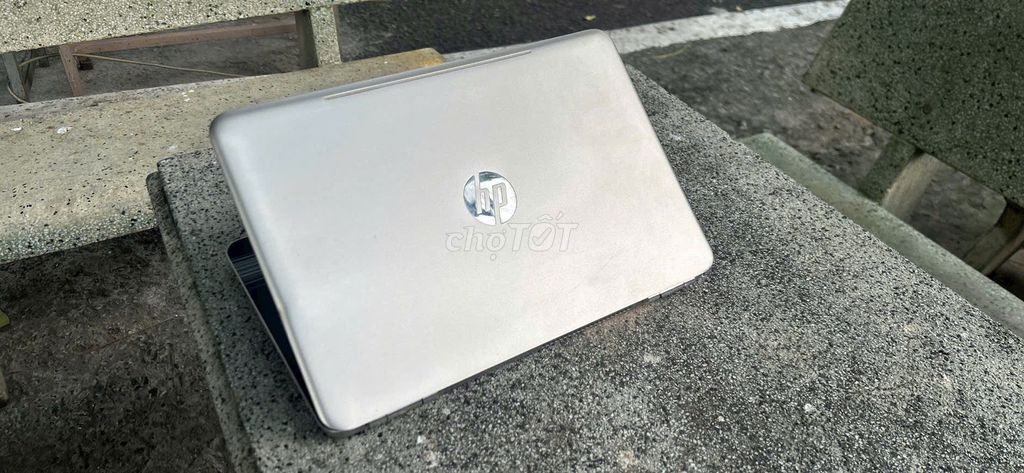 HP Pavilion 14 i7 7500u 14 inch 8GB/256GB. Mua bán Laptop tại Quận Gò Vấp Tp Hồ Chí Minh được đăng bởi Dao Huy hình 1