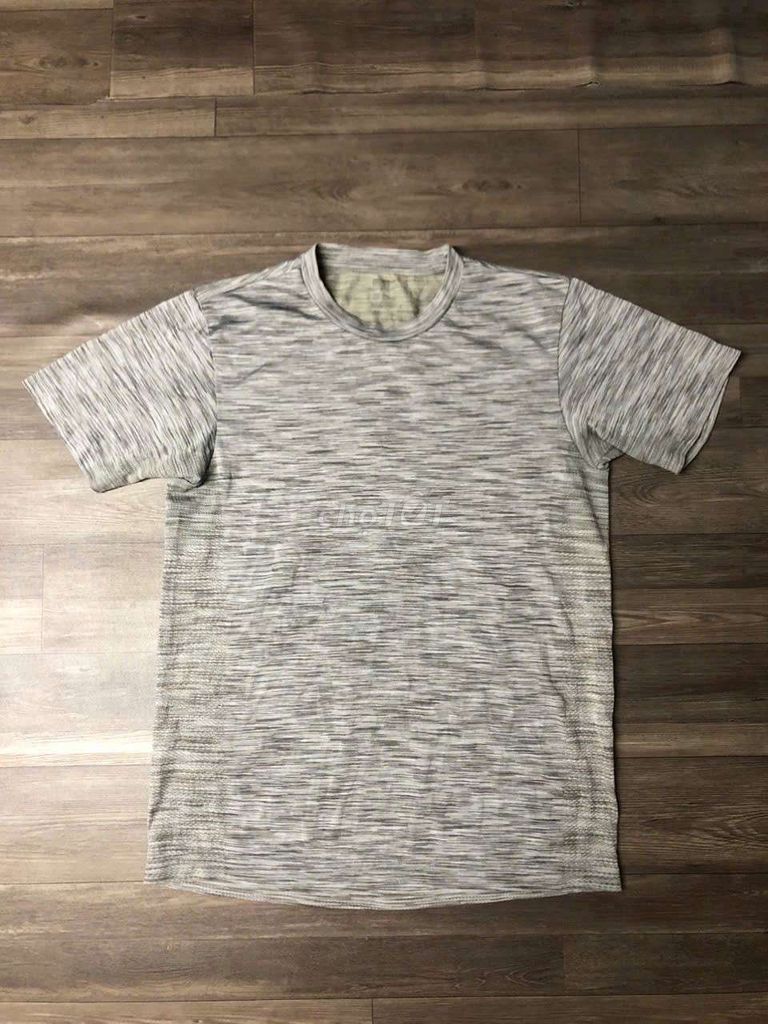 Áo thể thao Uniqlo Nam Xám. Mua bán Quần áo tại Quận Bình Thạnh Tp Hồ Chí Minh được đăng bởi SI HIỆU BÌNH DÂN hình 1