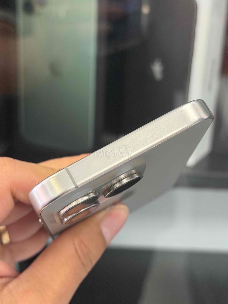 iPhone 15 Pro 128GB Natural. Mua bán Điện thoại tại Quận 7 Tp Hồ Chí Minh được đăng bởi Nguyễn Đặng Kỳ hình 1