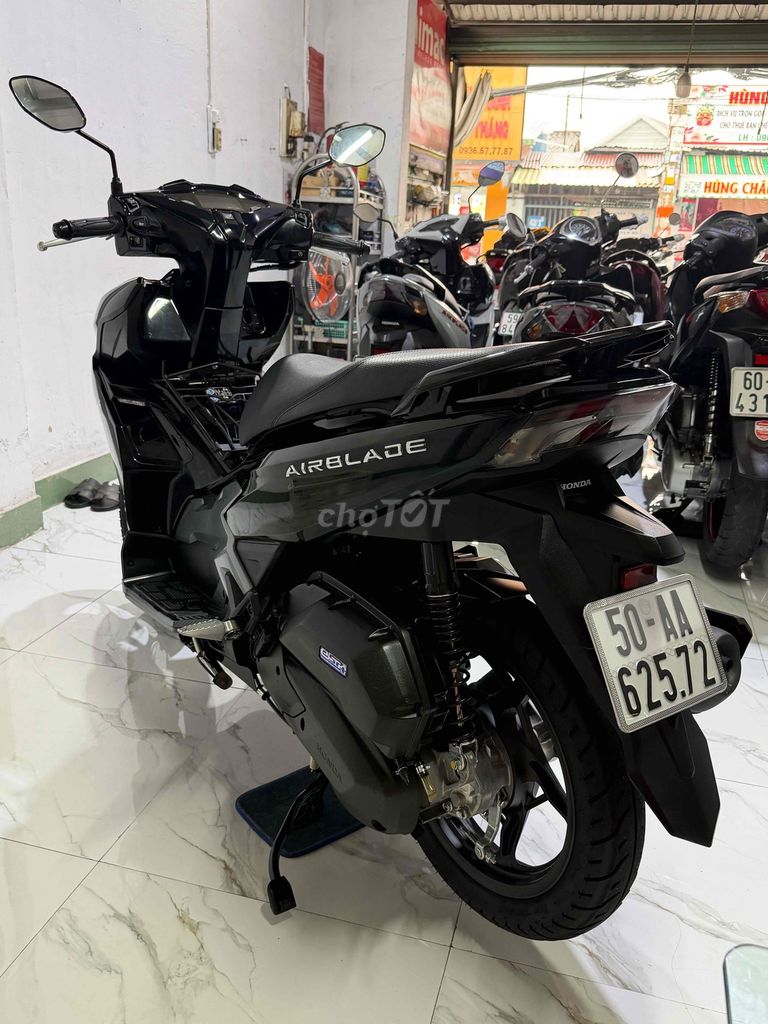 Honda Airblade 125 2025 года, черный