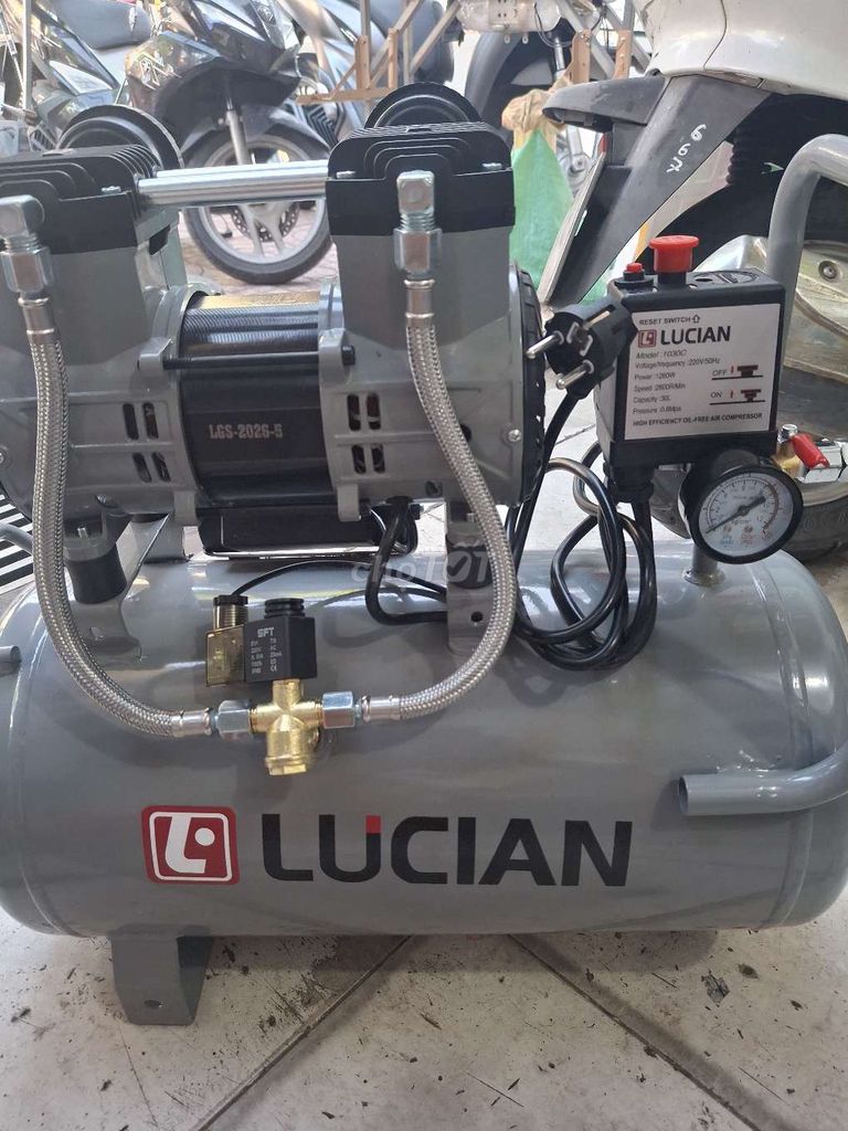 Máy nén khí LUCIAN 1030C Xám 30L. Mua bán Đồ chuyên dụng, Giống nuôi trồng tại Quận Bình Tân Tp Hồ Chí Minh được đăng bởi Đạt Mep hình 1