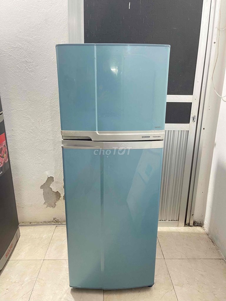 Tủ lạnh Toshiba 140L Xanh lam. Mua bán Tủ lạnh tại Quận Hoàng Mai Hà Nội được đăng bởi Triệu văn sáng hình 1