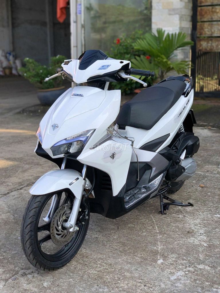 🏷️Honda Airblade 2017🏷️ Biển 60. Mua bán Xe máy tại Huyện Trảng Bom Đồng Nai được đăng bởi Phạm Minh An hình 13