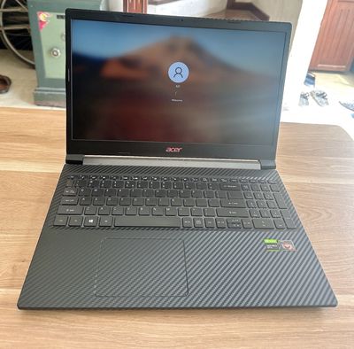 ACER Game Ryzen 7/16G/SSD 512Gb/VGA RTX 1650Ti 4Gb. Mua bán Laptop tại Quận Hoàng Mai Hà Nội được đăng bởi Quốc Tuấn