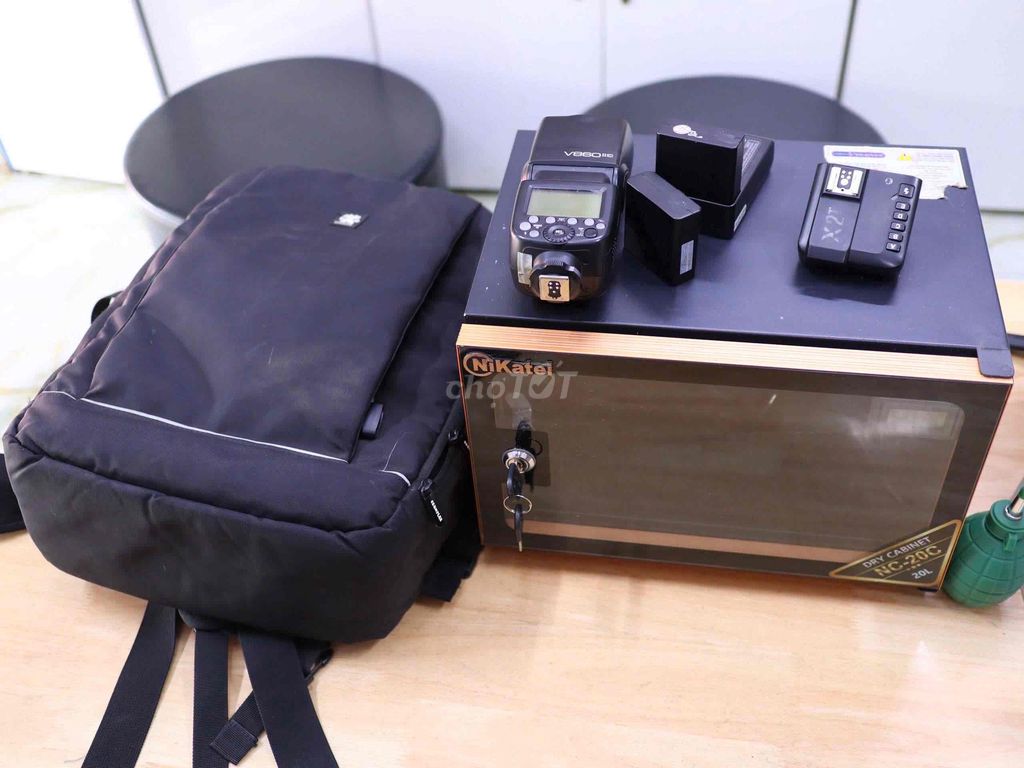 Đèn flash Godox 860II Đen Canon. Mua bán Máy ảnh, Máy quay tại Thành phố Thủ Dầu Một Bình Dương được đăng bởi Chinh Lee hình 1