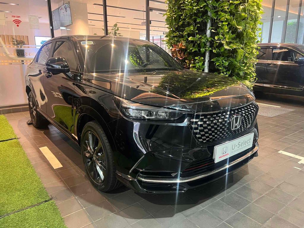 Honda HRV RS 2024- 19600 km, Ngân hàng vay 70% gia. Mua bán Ô tô tại Quận 7 Tp Hồ Chí Minh được đăng bởi SHOWROOM HONDA ÔTÔ QUẬN 7 hình 3