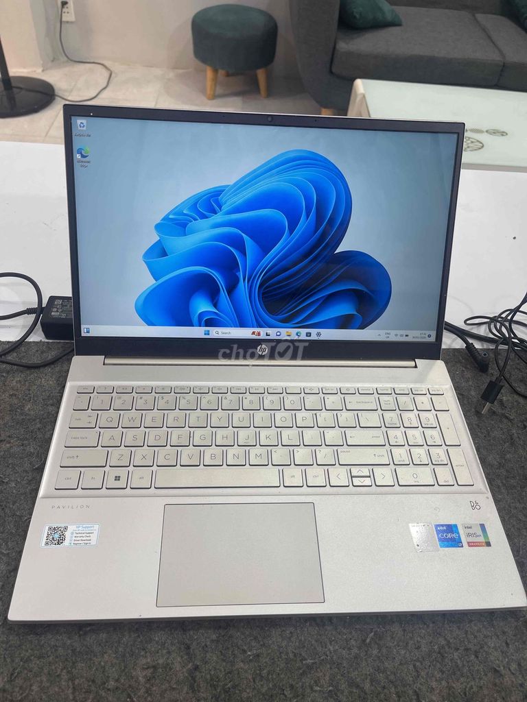 HP Pavilion 15 i7 1165G7 8G SSD 512G FHD zin tem. Mua bán Laptop tại Quận Tân Phú Tp Hồ Chí Minh được đăng bởi LAP24H bán laptop giá rẻ uy tín  hình 1