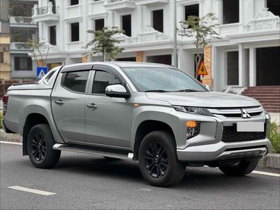 Mitsubishi Triton 2020 4x2 MT Bạc 69000 km
