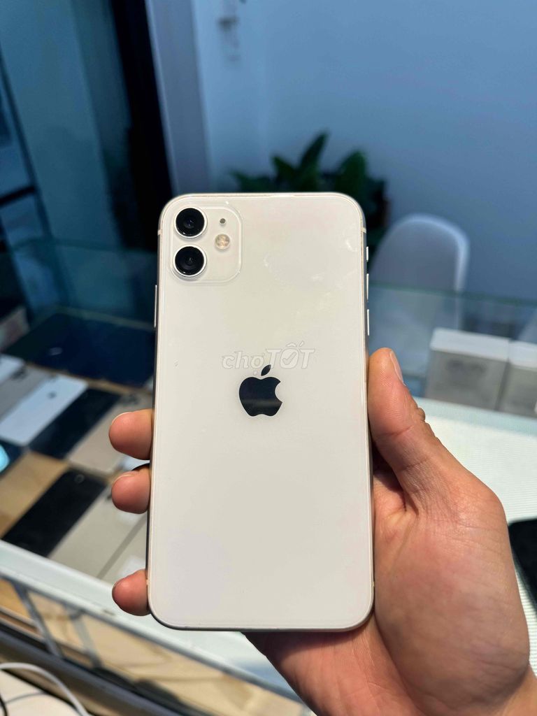 Apple iPhone 11 Trắng Đã sử dụng. Mua bán Điện thoại tại Thành phố Huế Thừa Thiên Huế được đăng bởi Pan Phone hình 1