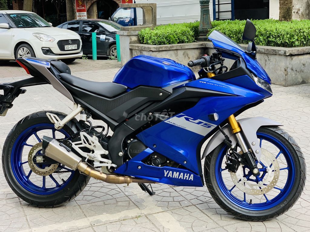 Yamaha R15 V3 Xanh Đen Bản Mới 2023 Biển29 Xe Nhập. Mua bán Xe máy tại Quận Cầu Giấy Hà Nội được đăng bởi TRÍ KIÊN hình 3