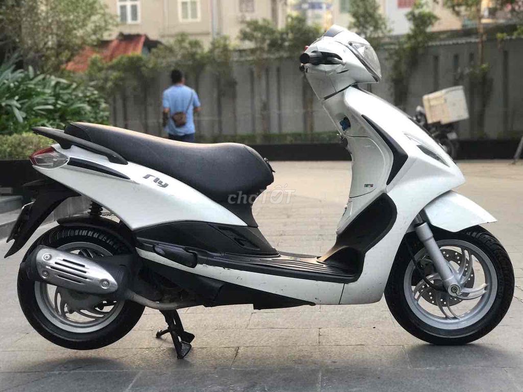 Piaggio Fly 125 ie 2013 màu trắng chính chủ