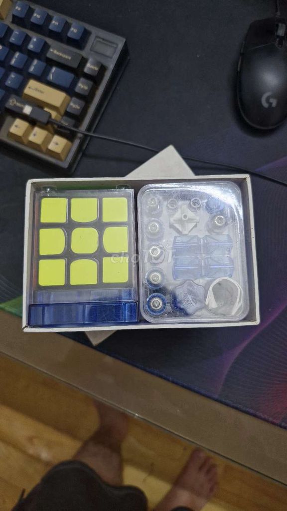 Rubik moyu weilong wr, có độ thêm nam châm