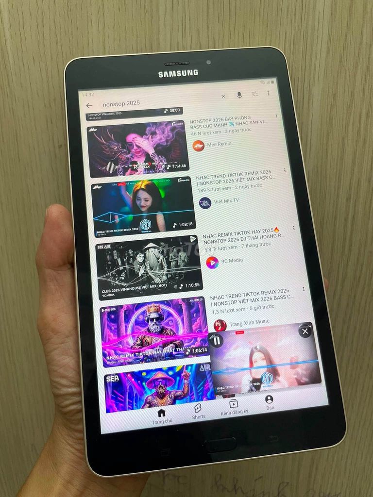 Samsung Tab A T385 2GB/16GB Vàng. Mua bán Máy tính bảng tại Quận 8 Tp Hồ Chí Minh được đăng bởi Hội Đồ Điện Tử hình 1