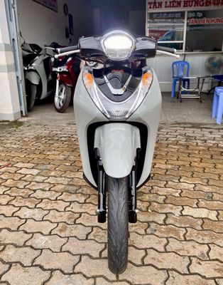 SH MODE 2024 ABS Lướt 3.000Km zin đẹp leng keng. Mua bán Xe máy tại Quận Ninh Kiều Cần Thơ được đăng bởi Xe Máy TÂN LIÊN HƯNG 1 91B