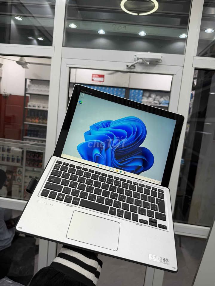 HP ProBook i5 gen 7th 8GB/256GB cảm ứng mỏng đẹp. Mua bán Laptop tại Quận 10 Tp Hồ Chí Minh được đăng bởi Thanh Lý cầm đồ hình 1