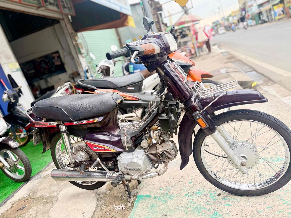 Honda Super Dream 2001 Thái Tím. Mua bán Xe máy tại Huyện Bình Chánh Tp Hồ Chí Minh được đăng bởi CH HƠN PHÁT CHUYÊN MUA BÁN XE CŨ MỚI hình 6