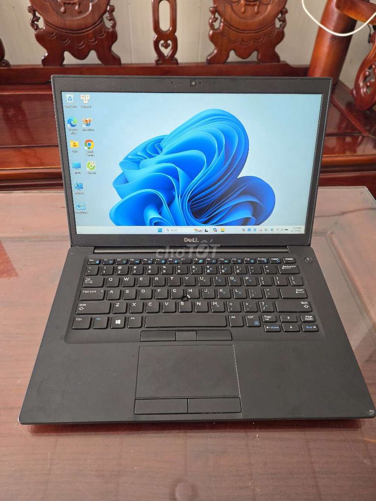 Latitude 7490 i7 8650U/4G/256G/14" FHD zin đẹp. Mua bán Laptop tại Quận 12 Tp Hồ Chí Minh được đăng bởi Cầm Đồ Thanh Lý hình 1