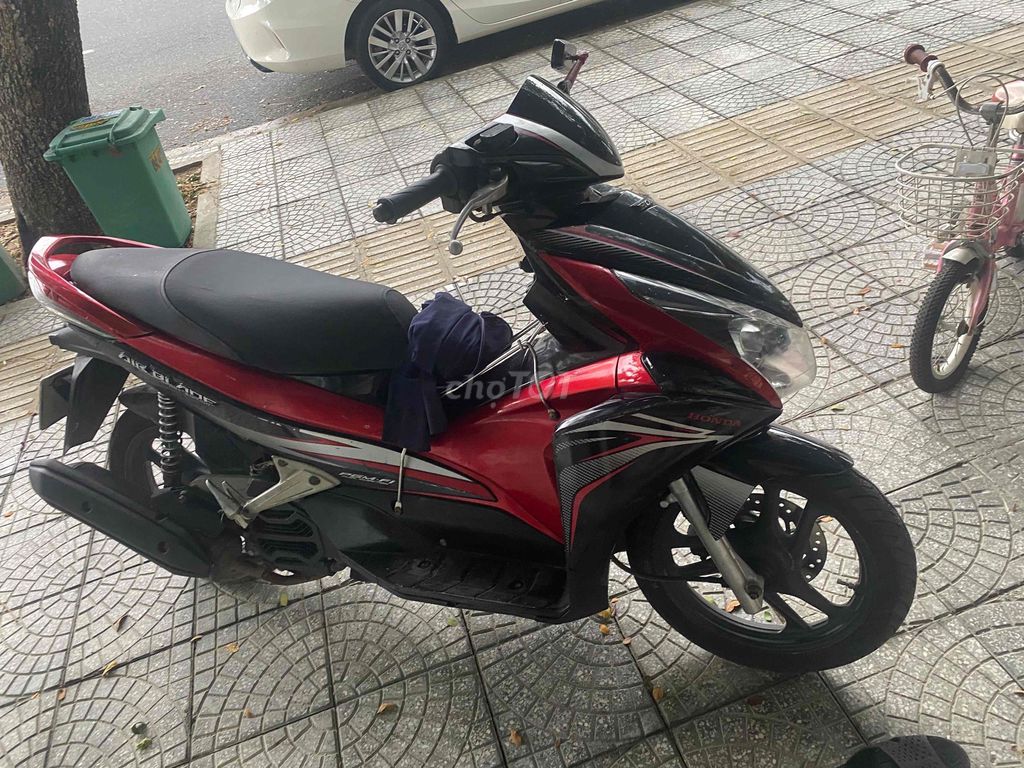 Honda Air Blade 'бычья голова' FI