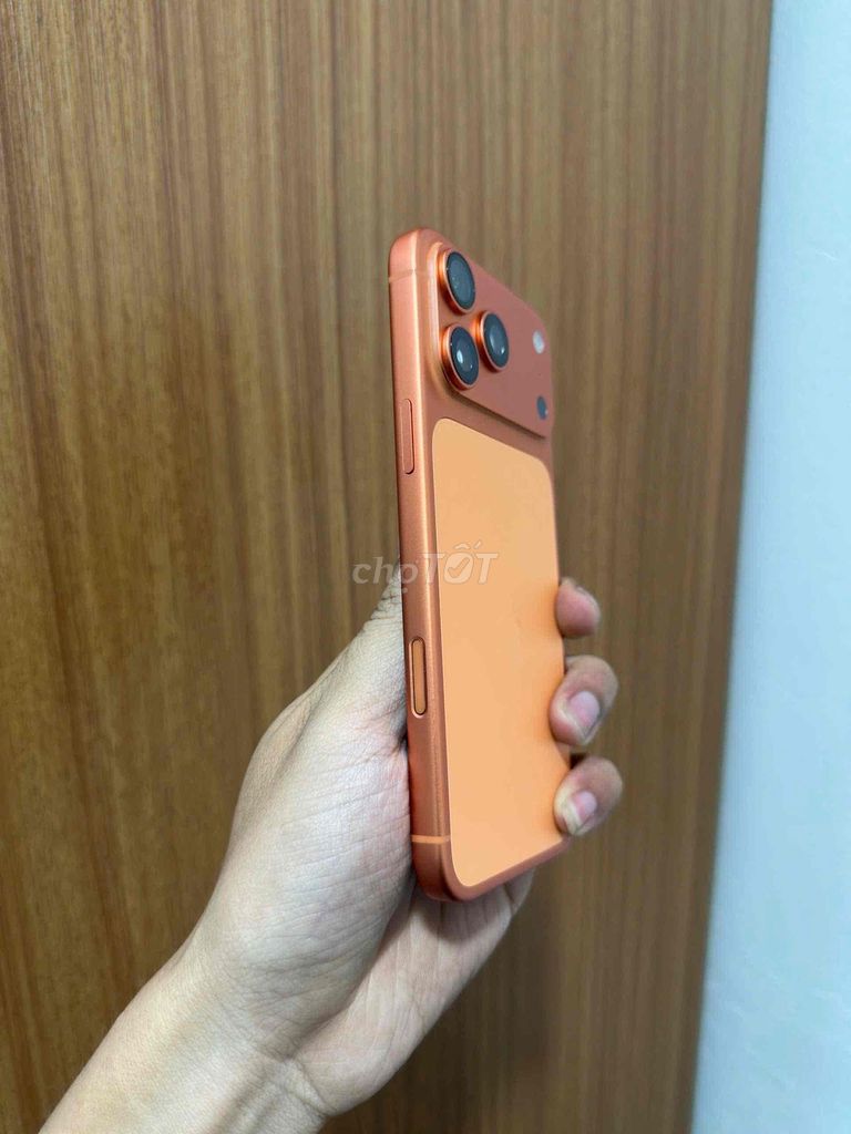 Iphone 17PRM hàng zin-trả trước 14tr-bao nợ xấu. Mua bán Điện thoại tại Huyện Đức Hòa Long An được đăng bởi Long Chuyên Táo Store hình 1