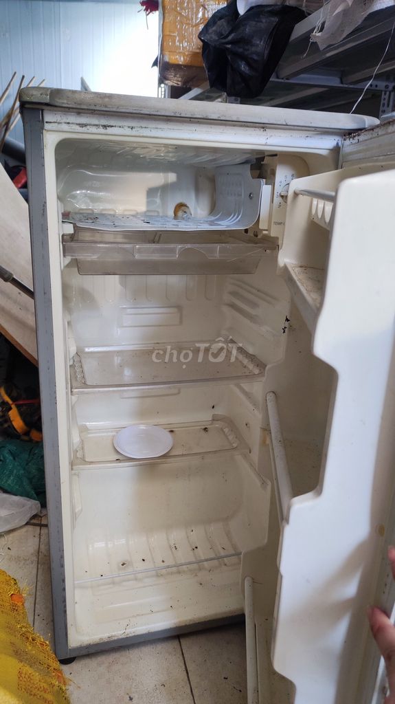 Tủ lạnh mini Trắng 75l. Mua bán Tủ lạnh tại Huyện Thanh Oai Hà Nội được đăng bởi Xuan Dat hình 1