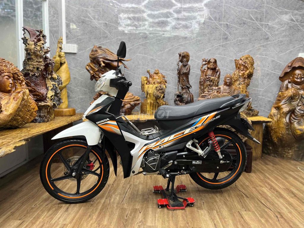 👉Wave blade 2021 chính chủ bstp bản thể thao. Mua bán Xe máy tại Quận 7 Tp Hồ Chí Minh được đăng bởi Xe Cũ Hiếu CT hình 6