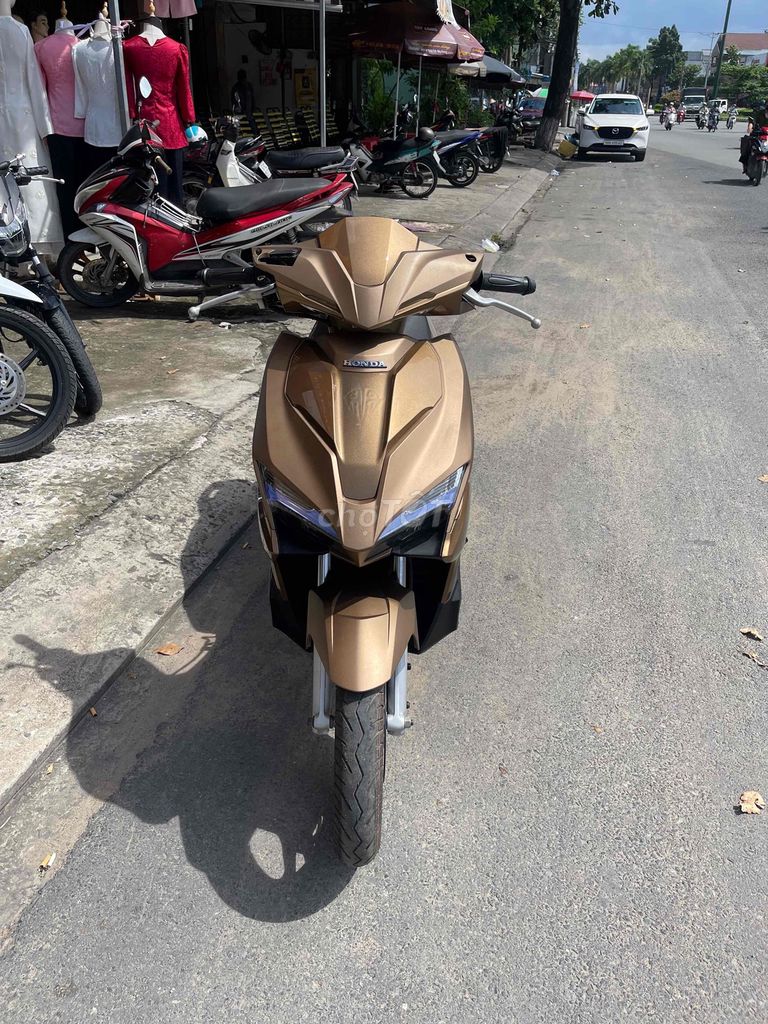 Honda Air Blade  siêu nhân xe keng bs65. Mua bán Xe máy tại Quận Ninh Kiều Cần Thơ được đăng bởi Cửa Hàng xe máy Hoàng Hải hình 1