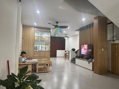 Аренда · 3 комн. · 115 м² · Quận Hải Châu, ул. Đường Nguyễn Lộ Trạch