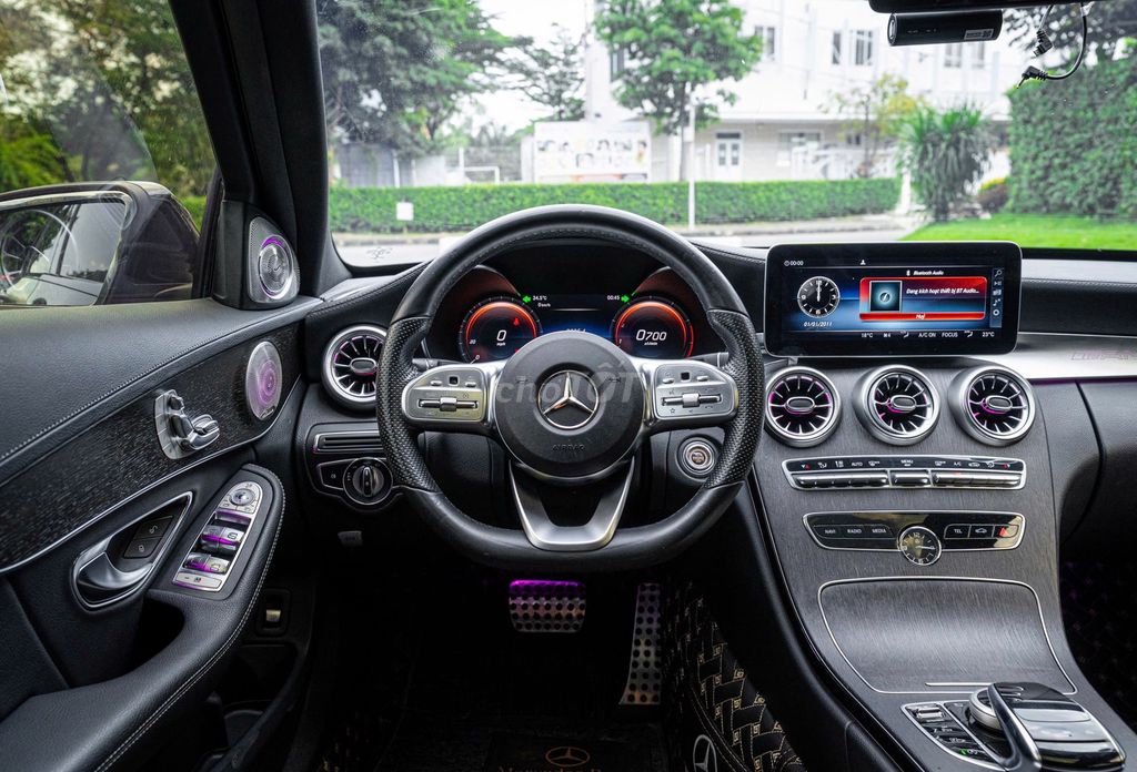 Thì Đây Là Mer C300 AMG 2019 - Xe chuẩn 100%. Mua bán Ô tô tại Quận 7 Tp Hồ Chí Minh được đăng bởi Bảo Duy Ô Tô hình 12