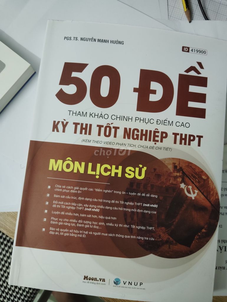 Sách tham khảo 50 Đề Tham Khảo Chính Phục Điểm Cao. Mua bán Sách tại Thành phố Hải Dương Hải Dương được đăng bởi Bùi quốc việt hình 1