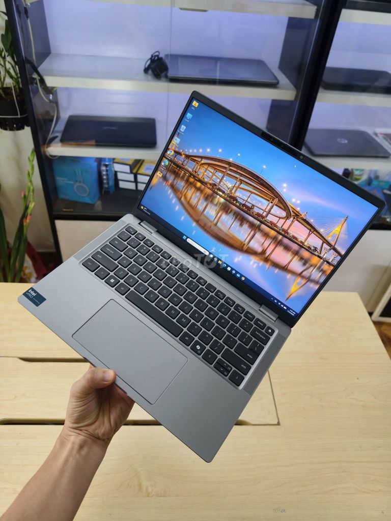 Dell Latitude 7450 - Ultra7 165H/16/512 Like New. Mua bán Laptop tại Quận Thanh Xuân Hà Nội được đăng bởi Vũ Vân Hoàng hình 1
