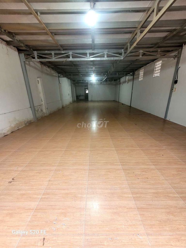 Xưởng 1/ Hà Huy Giáp cao đẳng điện lực quận 12
DT : 6,5x20m tải 5 tấn